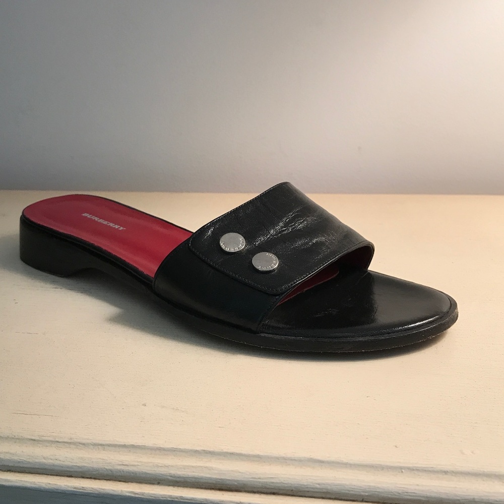 BURBERRY BLACK LEATHER SANDALS EUC - Picture 3 of 11